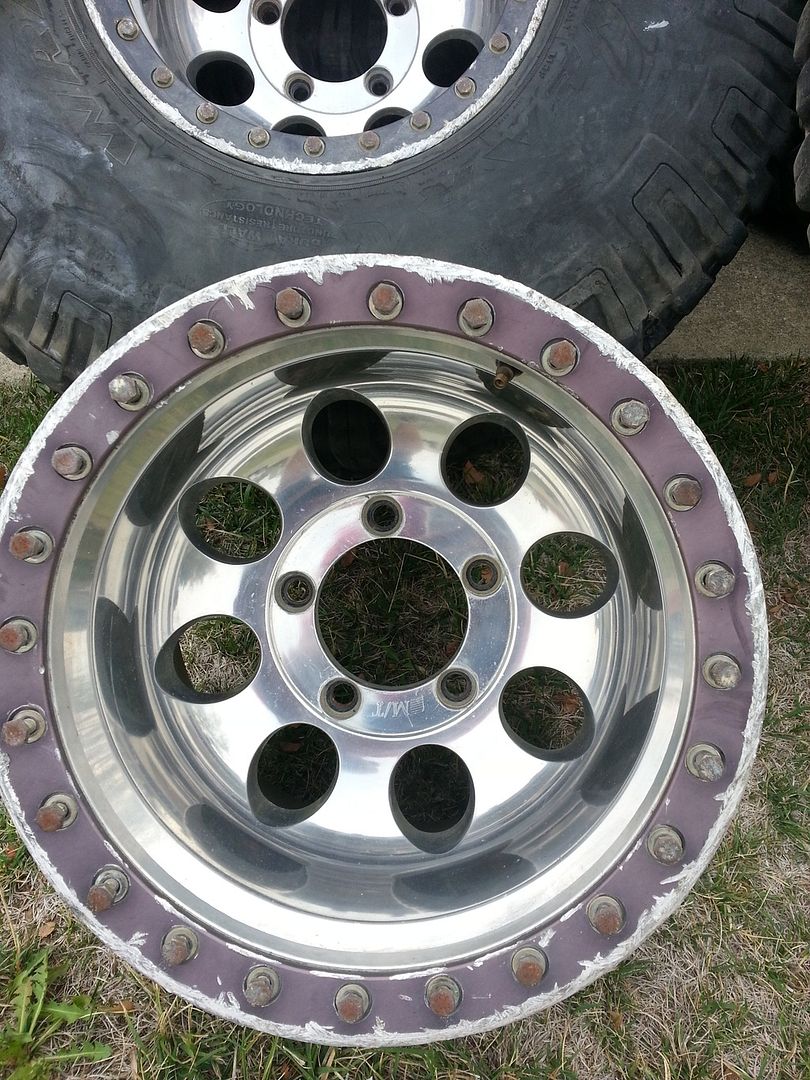 (5) aluminum beadlocks 15x10 5x5.5 and 3.5" back spacing Pirate4x4
